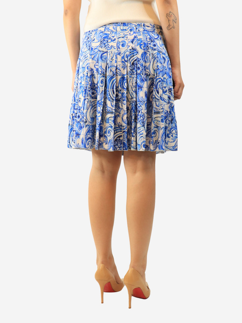Blue pleated tile-print mini skirt - size UK 12