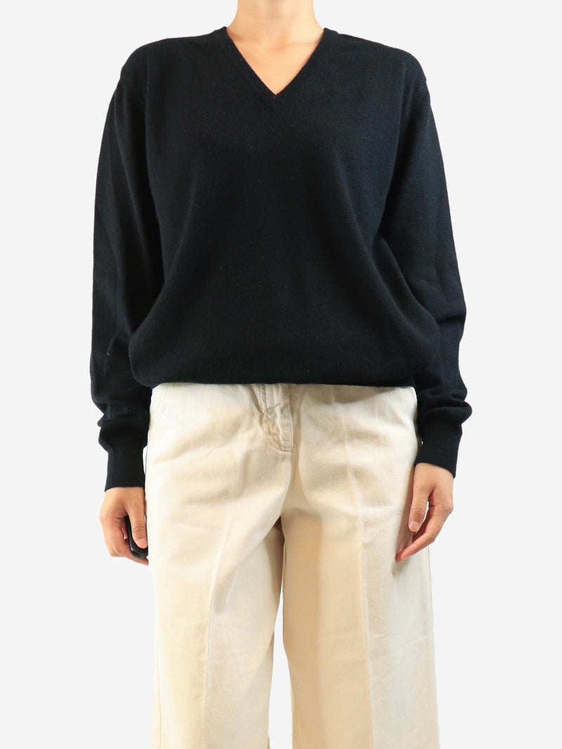 Black cashmere v-neck jumper - size L