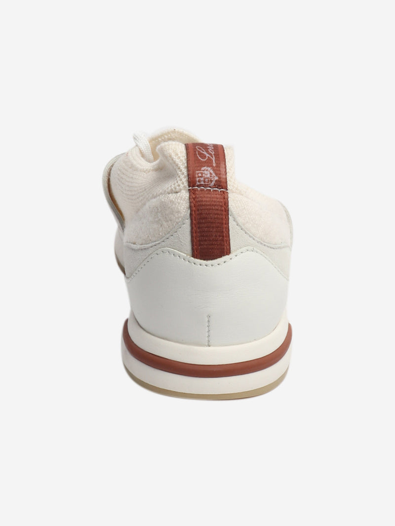 White Flow runners - size EU 38