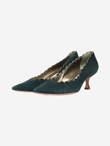 Manolo Blahnik Dark green suede scalloped pumps - size EU 40