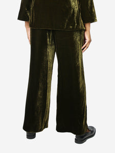 Kiltie Green velvet trousers - size UK 16