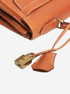 Hermes Tan Cognac vintage 1990 Kelly 32 bag in Courchevel leather