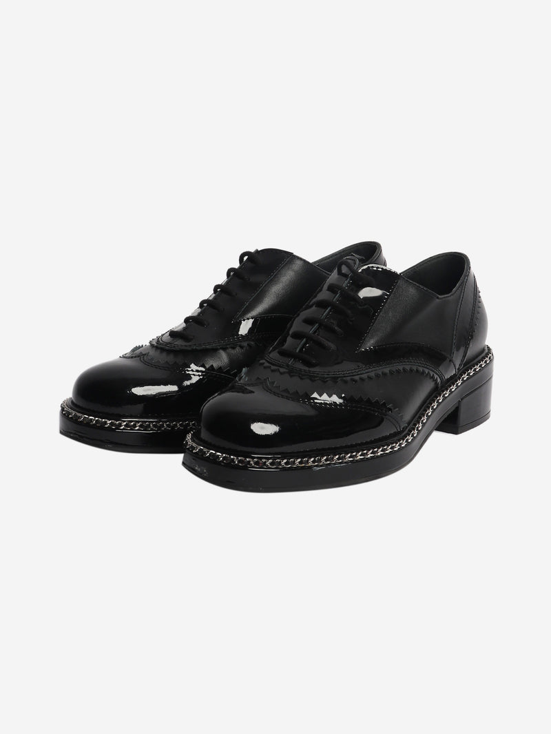Black contrast-finish brogues - size EU 37.5 Flat Shoes Chanel 