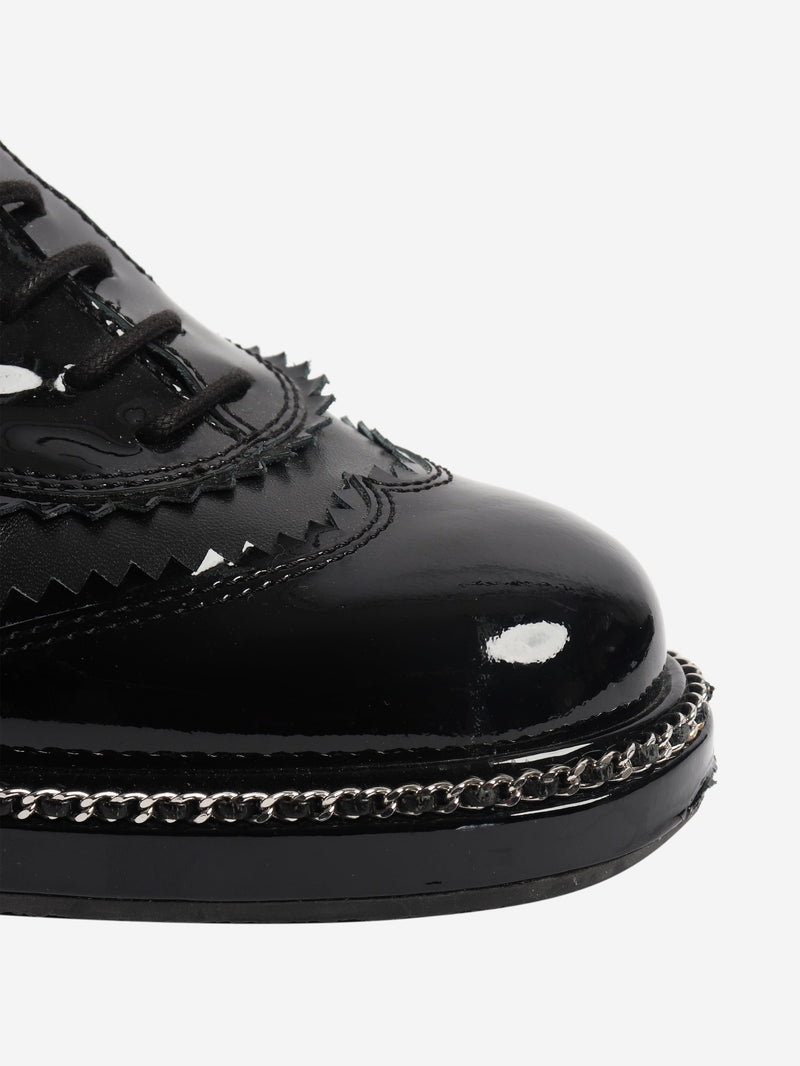 Black contrast-finish brogues - size EU 37.5 Flat Shoes Chanel 