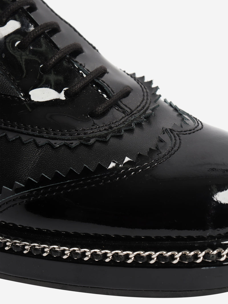 Black contrast-finish brogues - size EU 37.5 Flat Shoes Chanel 