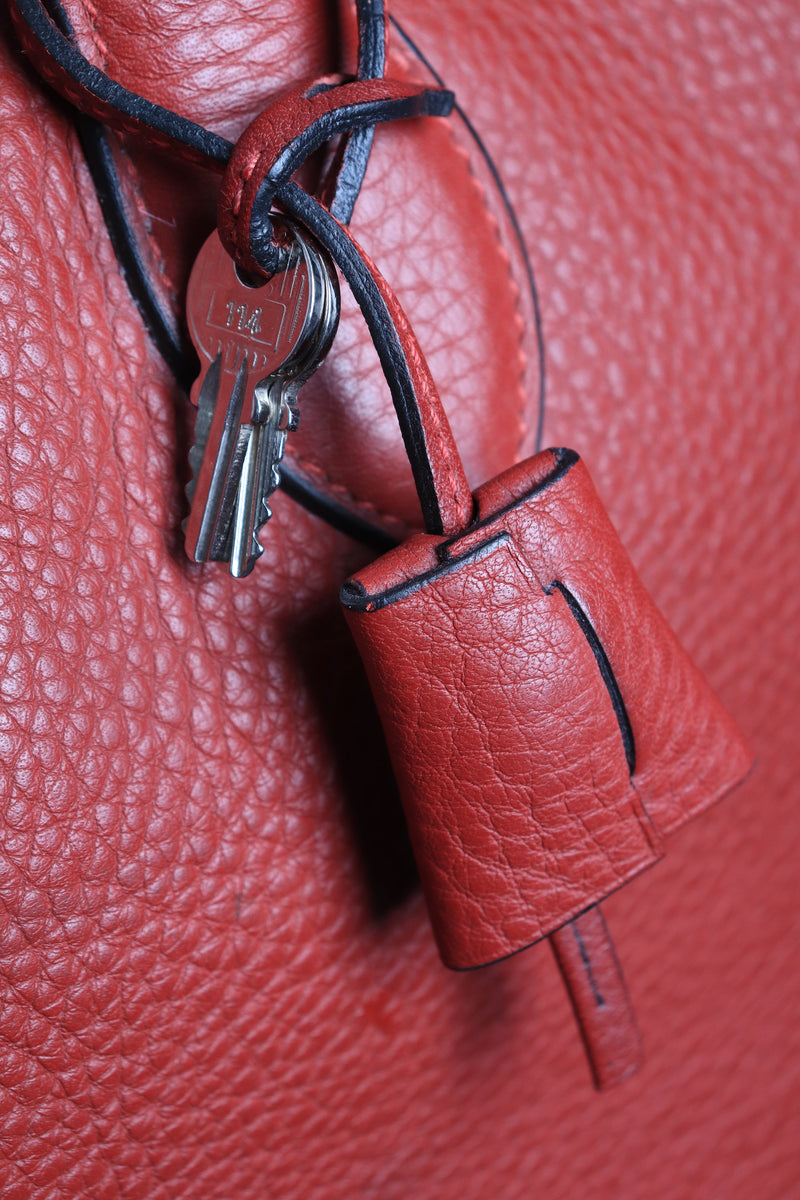 Red vintage 2001 Victoria 50 duffle bag Luggage & Travel Bags Hermes 