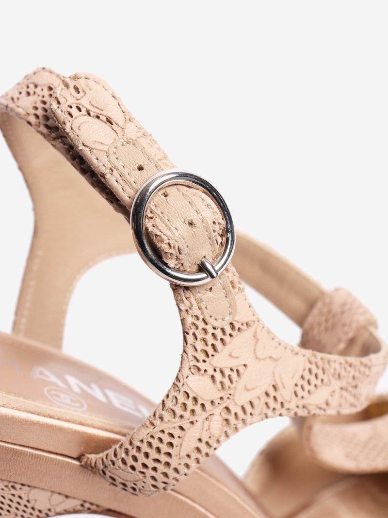 Beige floral sandals - size EU 38.5 Heels Chanel 