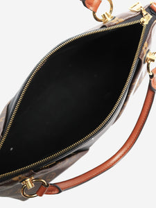 Louis Vuitton Brown 2019 V Tote MM top handle bag