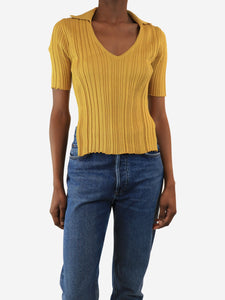 Jacquemus Mustard ribbed v-neck top - size UK 6