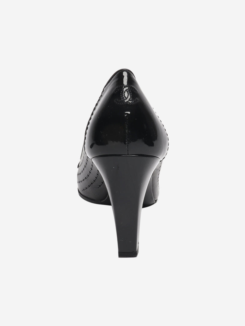 Black perforated leather pumps - size EU 40.5