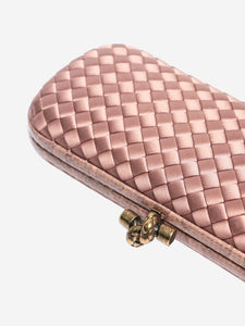 Bottega Veneta Dusty pink Knot Intrecciato elongated clutch