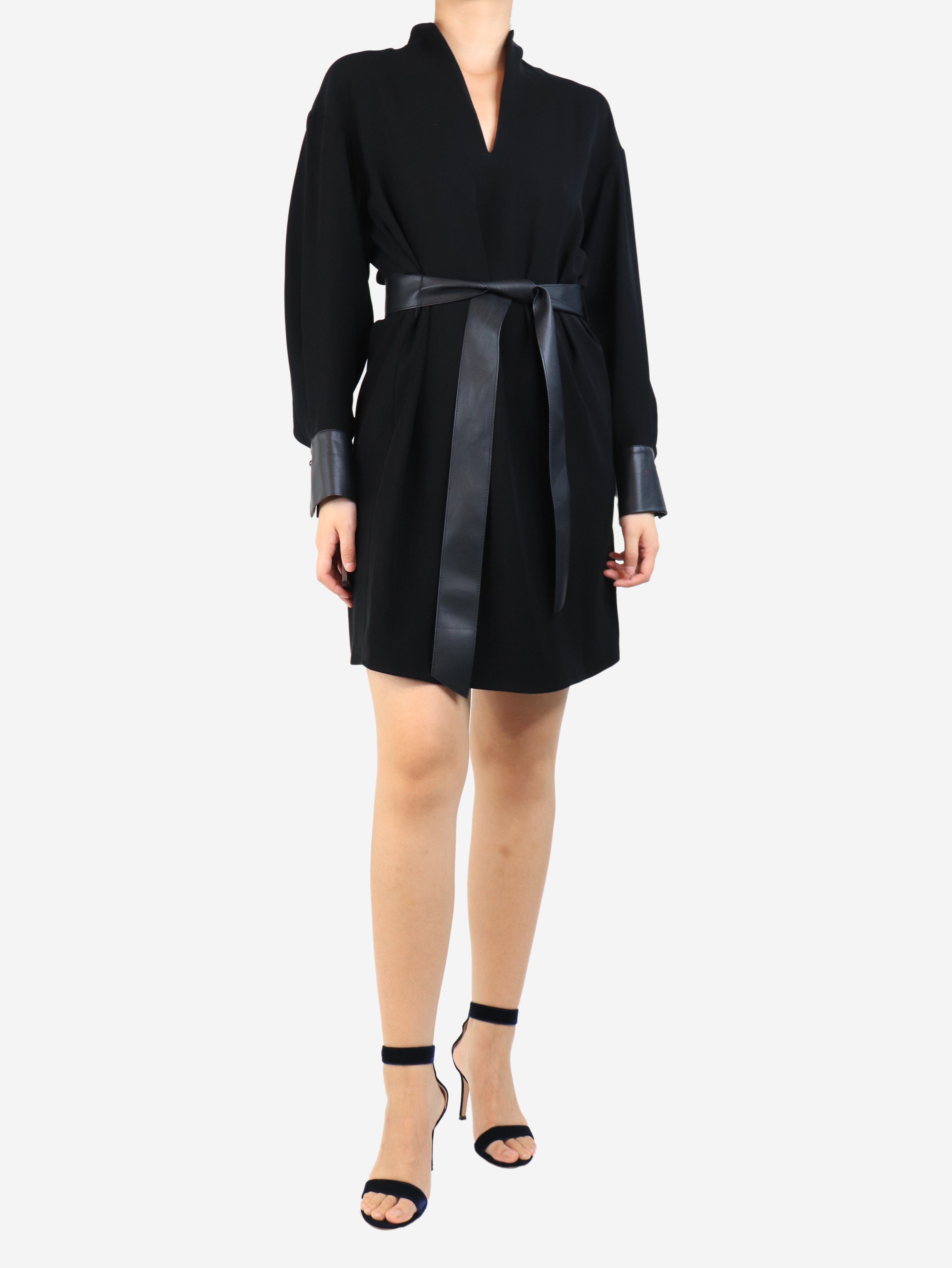 Black printed V-neck belted dress - size S Dresses Vince 