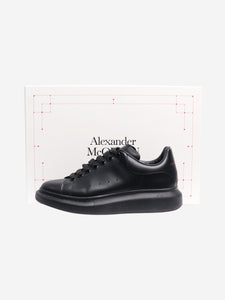 Alexander McQueen Black oversized leather trainers - size EU 40 (UK 7)