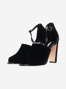 Manolo Blahnik Black Aminta velvet ankle strap heel - size EU 41