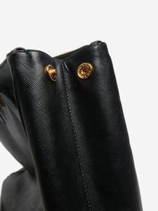 Prada Black large Saffiano Galleria top handle bag