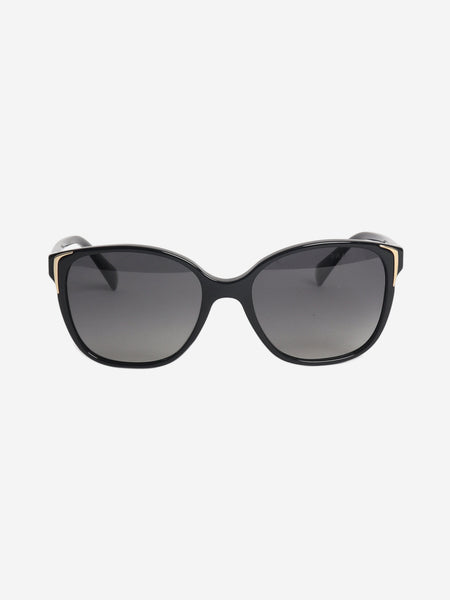 Black polarized sunglasses product image