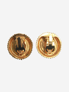 Chanel Gold pearl clip-on earrings