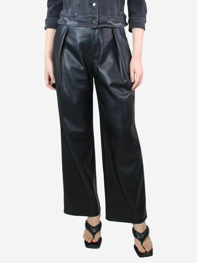 Black pleated faux leather trousers - size UK 8