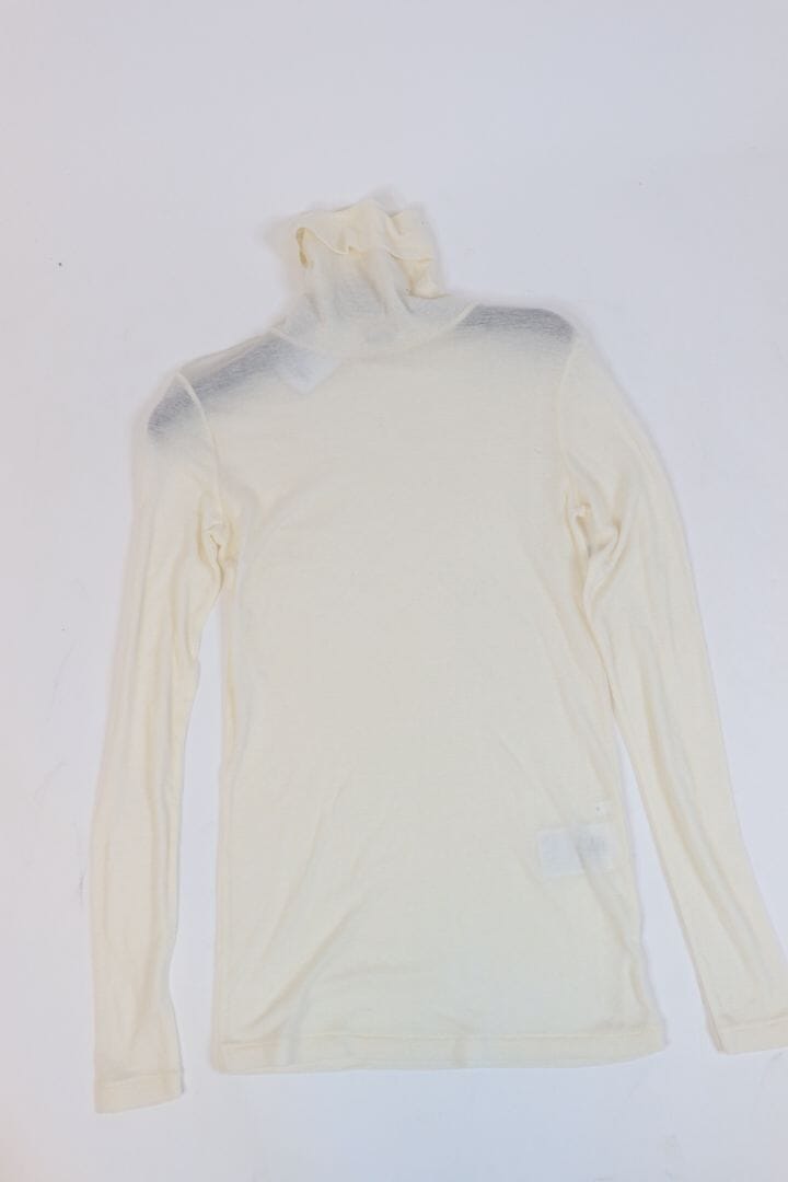 Closed Tops - size Tops Closed 