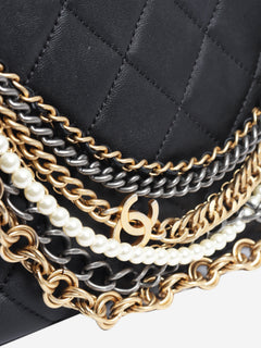 Black 2019 All About Chains lambskin quilted bag Cross-body bags Chanel 