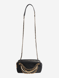 Black 2019 All About Chains lambskin quilted bag Cross-body bags Chanel 