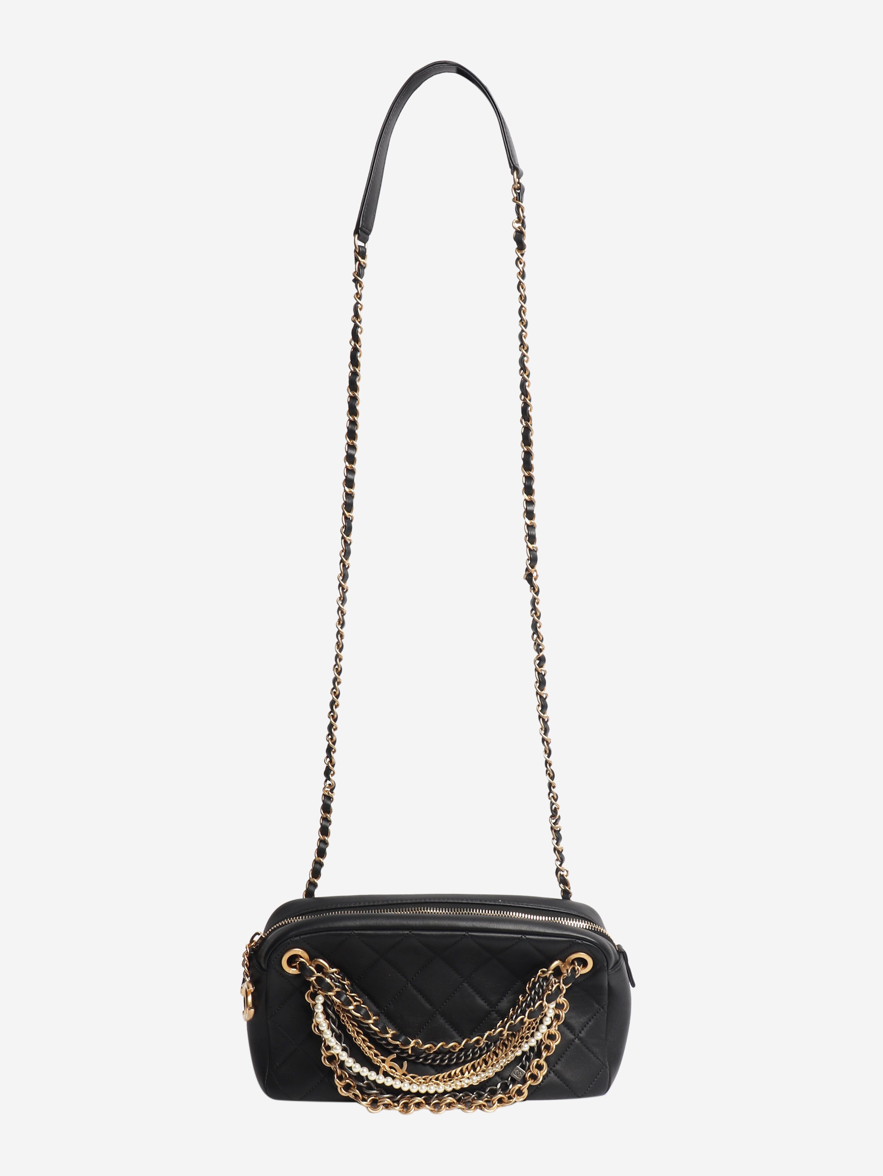 Black 2019 All About Chains lambskin quilted bag Cross-body bags Chanel 