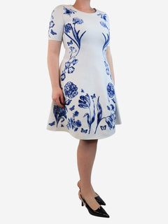 White and blue floral printed dress - size L Dresses Oscar De La Renta 