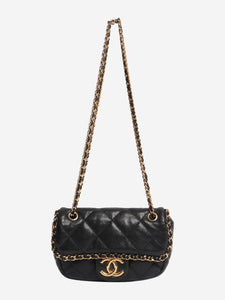 Chanel Black 2010 mini lambskin quilted Chain Me flap bag