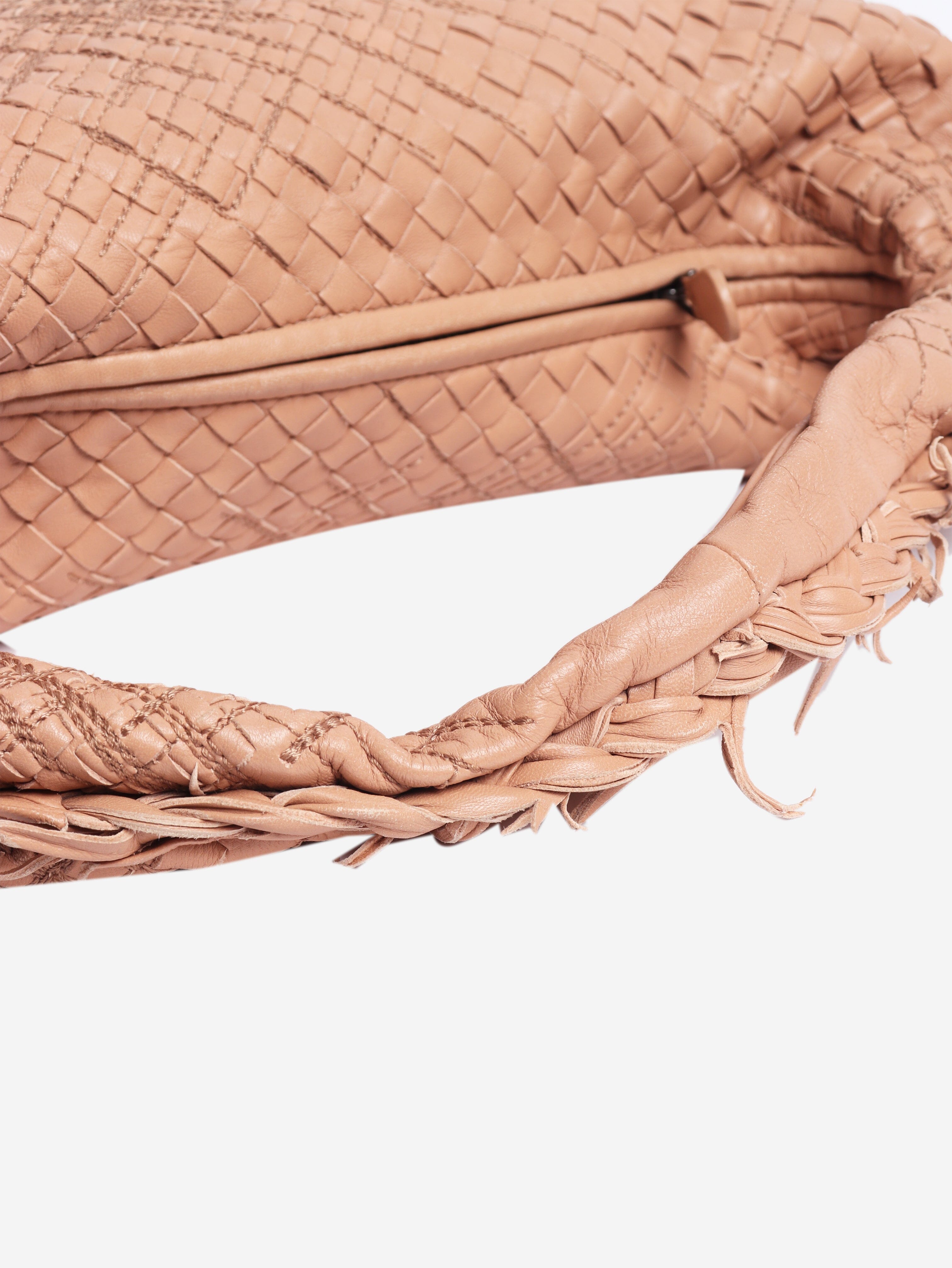 Salmon coloured intrecciatio shoulder bag Shoulder bags Bottega Veneta 