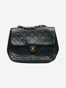 Chanel Black vintage 1989 mini rectangle Classic single flap bag