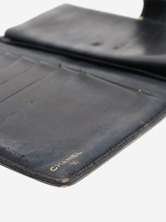 Black vintage caviar bifold wallet Wallets, Purses & Small Leather Goods Chanel 
