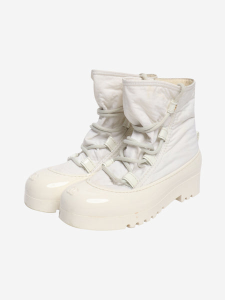 White snow boots - size EU 37 (UK 4) alternate image