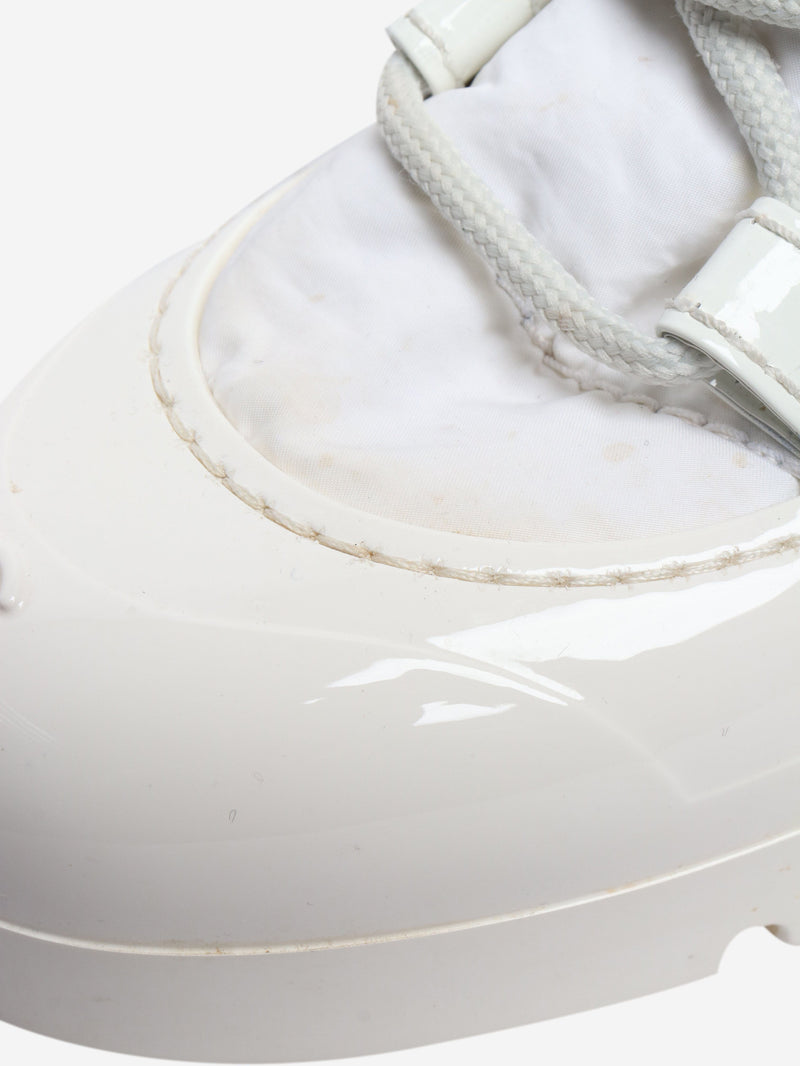 White snow boots - size EU 37 (UK 4) Boots Chanel 