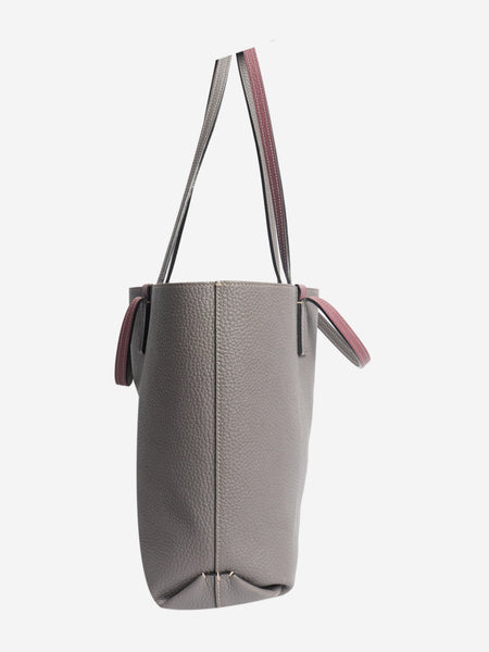 Grey leather tote bag alternate image