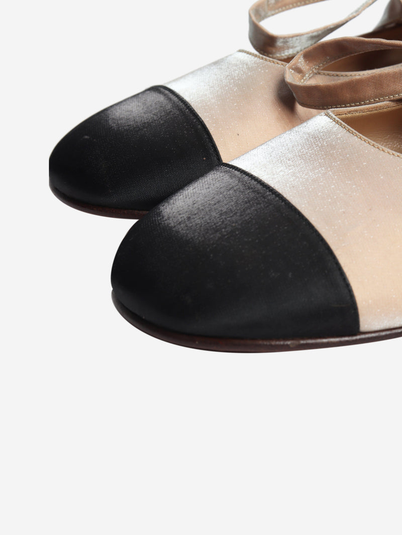 Beige bow-front ballet flats - size EU 38.5 Flat Shoes Chanel 