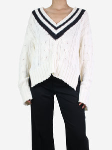 G. G. White contrast trim cable knit jumper - size S