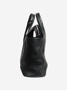 Chanel Black vintage 2005 V-Stitch lambskin tote bag