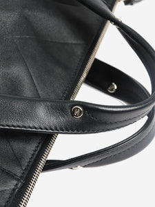 Chanel Black vintage 2005 V-Stitch lambskin tote bag