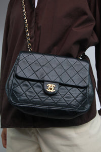 Chanel Black vintage 1989 mini rectangle Classic single flap bag