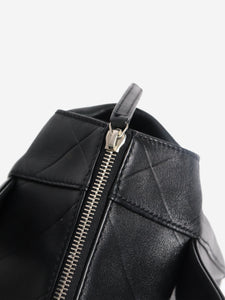 Chanel Black vintage 2005 V-Stitch lambskin tote bag