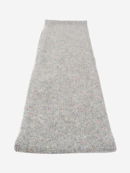Grey cashmere flecked snood alternate image