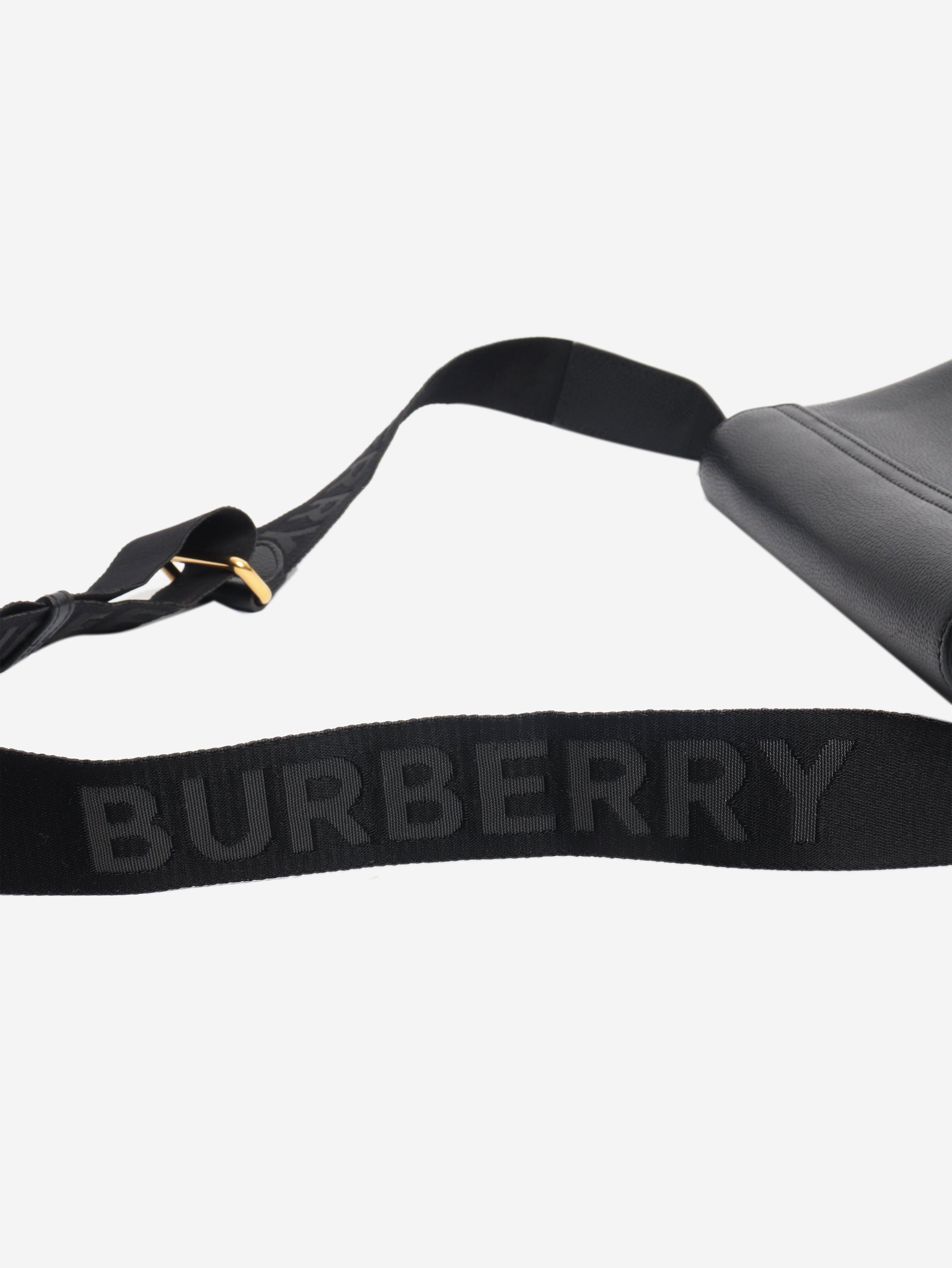 Black Note bag Shoulder bags Burberry 