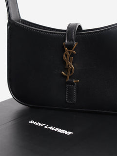 Black leather Le 5 à 7 Mini hobo bag Shoulder bags Saint Laurent 