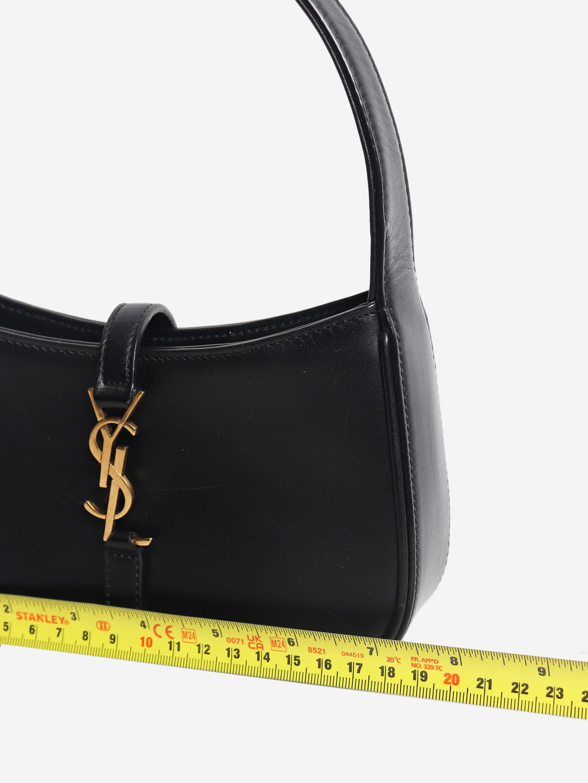 Black leather Le 5 à 7 Mini hobo bag Shoulder bags Saint Laurent 