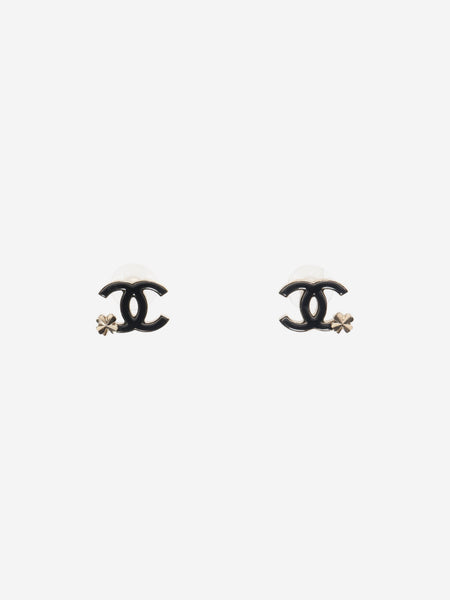 Gold and black CC four-leaf clover earrings product image