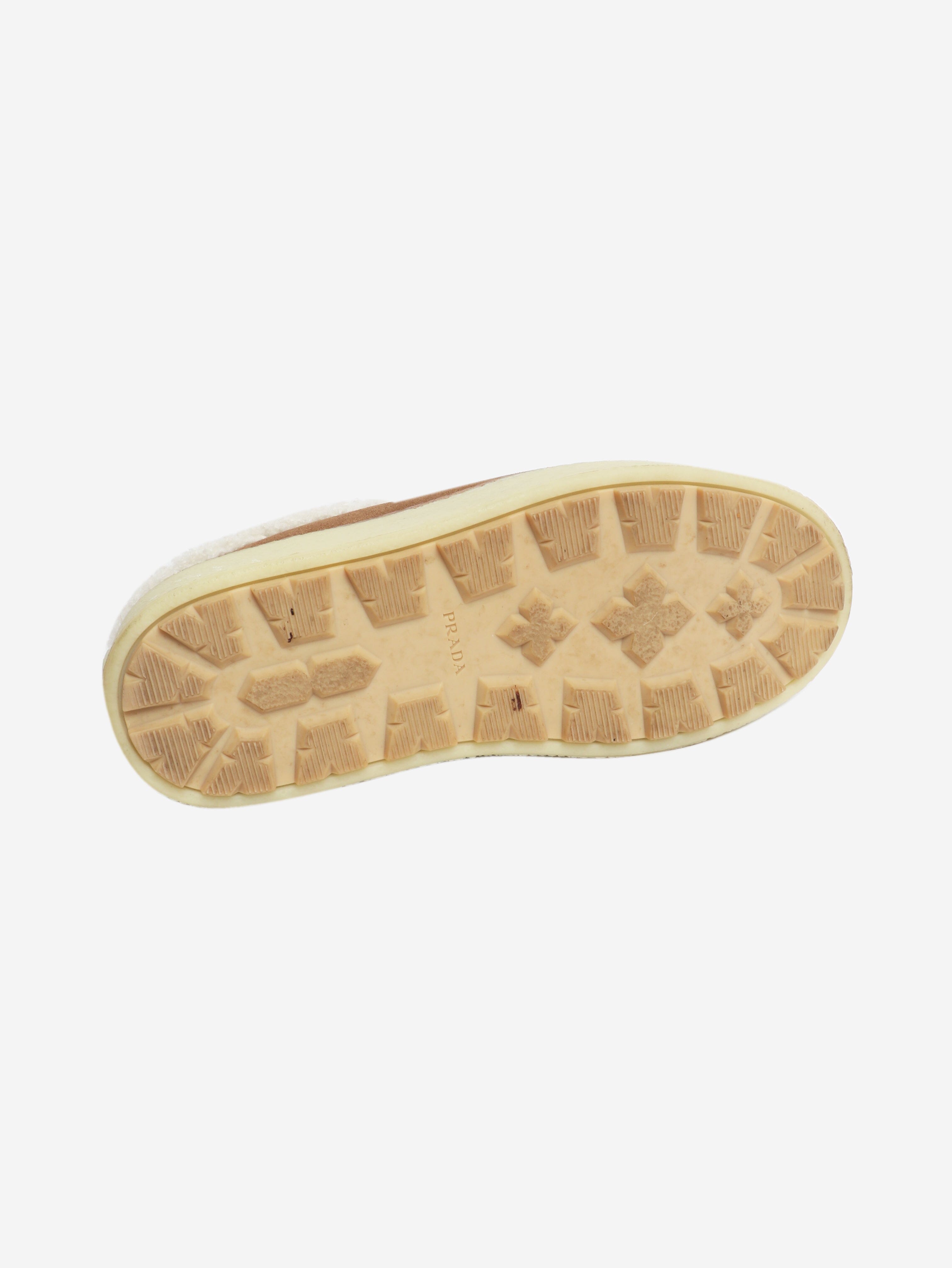Brown Suede slippers - size EU 38.5 Flat Shoes Prada 