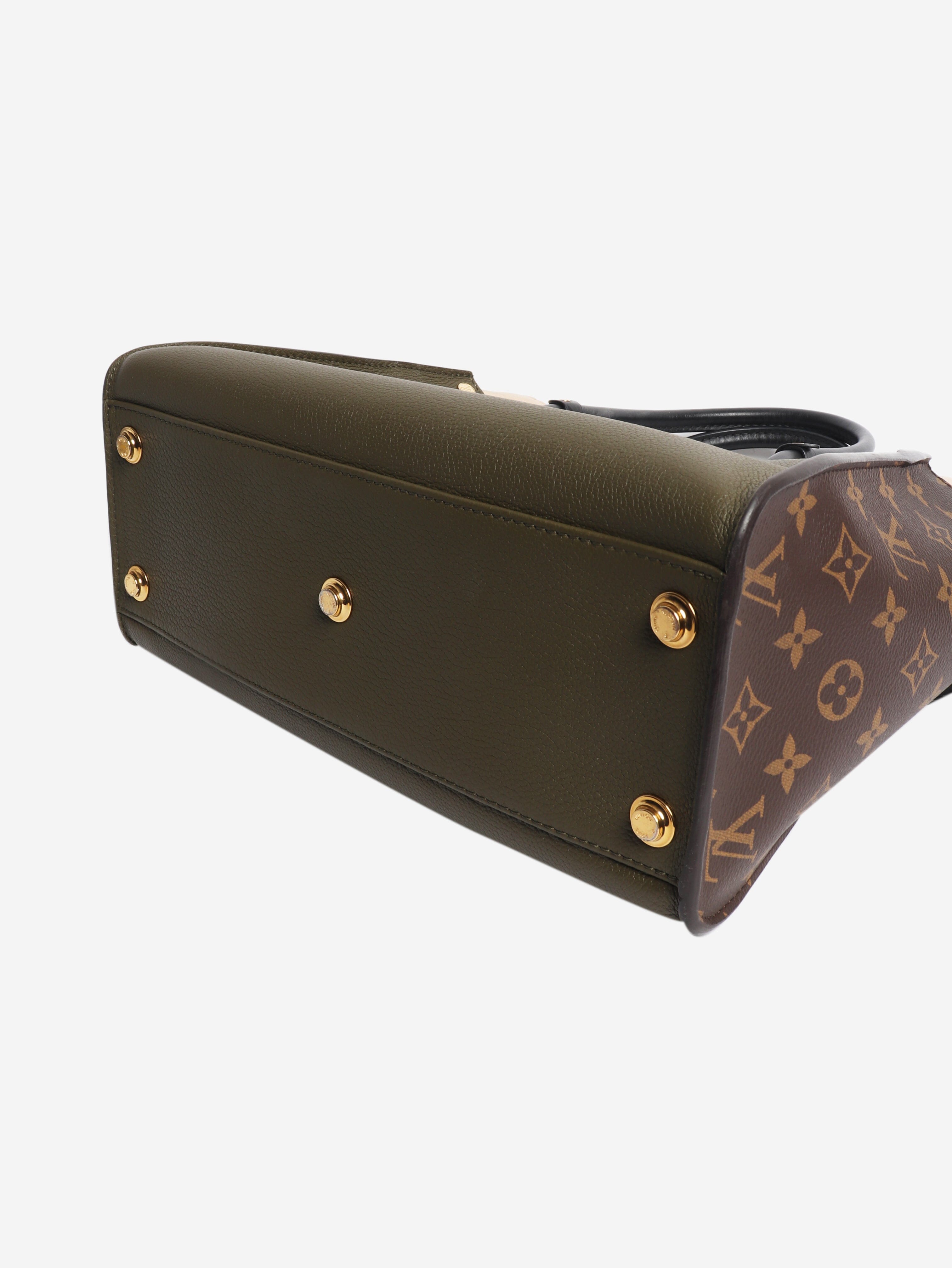 Khaki On My Side MM tote bag Tote Bags Louis Vuitton 