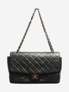 Chanel Black vintage 1989 lambskin Classic single flap bag