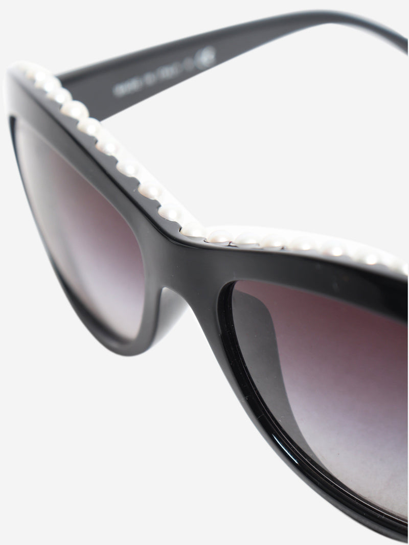 Black faux pearl cat-eye sunglasses Sunglasses Chanel 