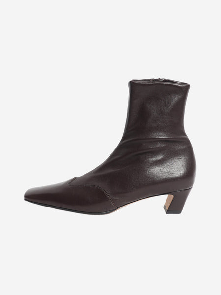 Brown leather ankle boots - size EU 38 product image